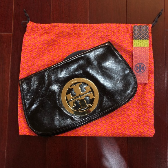 Tory Burch Handbags - Tory Burch Clutch